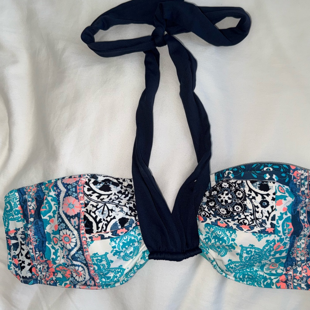 Bathing suit top- cross over neck